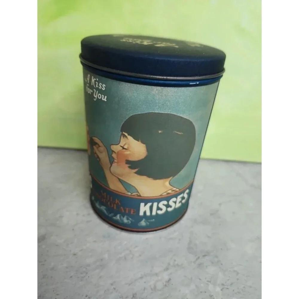 1980 Hersheys Kisses collectors tin
